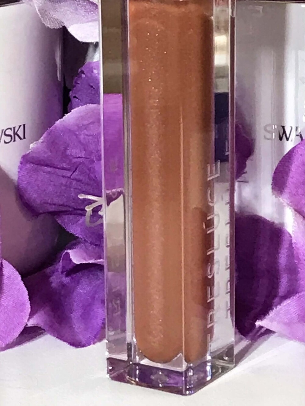 Tresluce LUSCIOUS Plumping Lip Gloss 5.3 ml Lips B Like... *BNIB - Picture 8 of 14